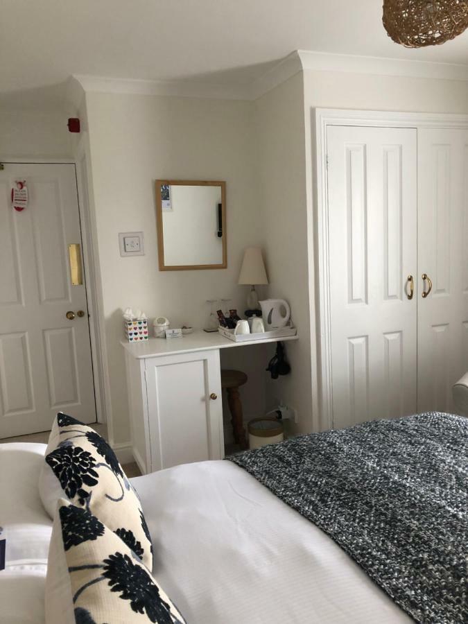 Rosedene Guest House Pembroke Eksteriør bilde