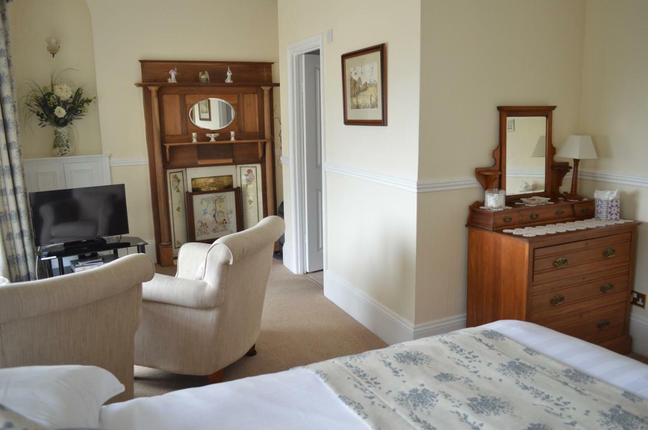 Rosedene Guest House Pembroke Eksteriør bilde