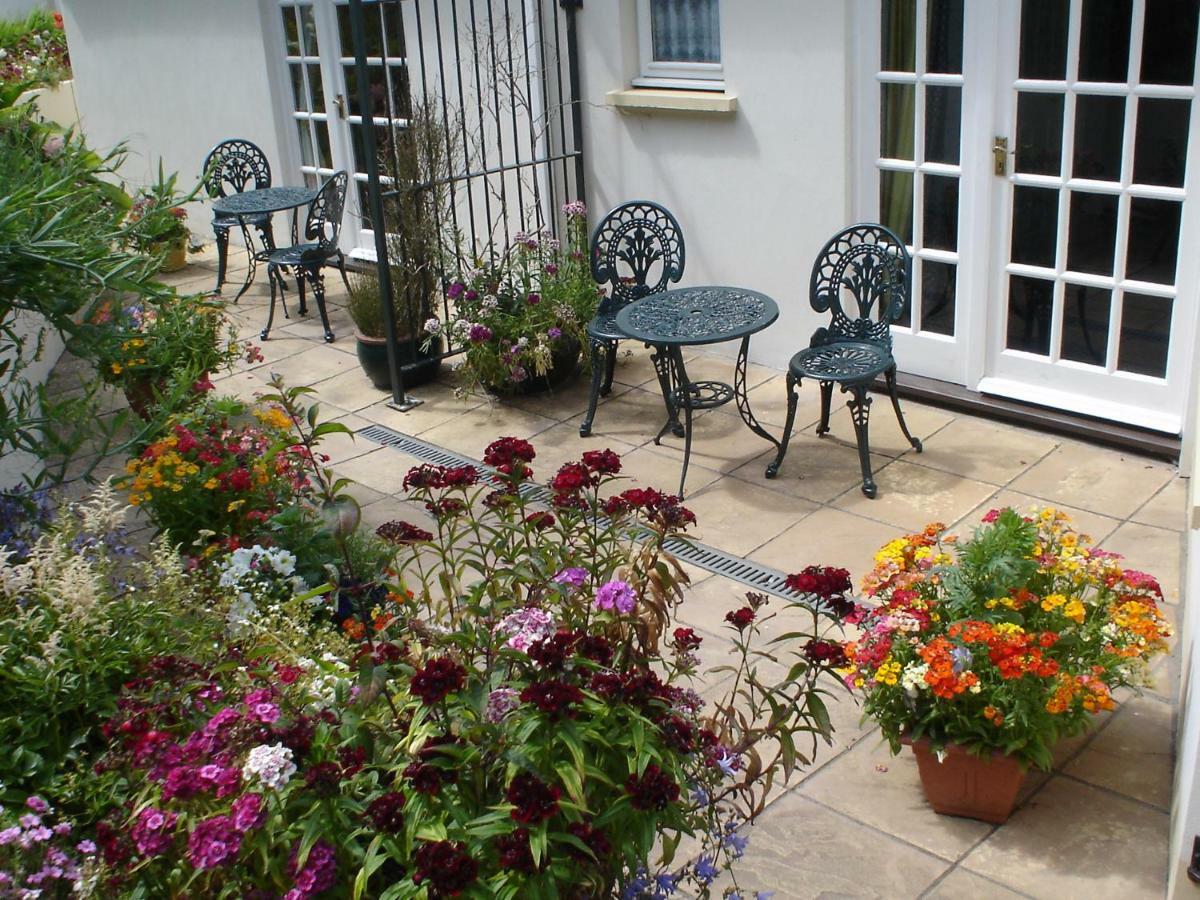 Rosedene Guest House Pembroke Eksteriør bilde