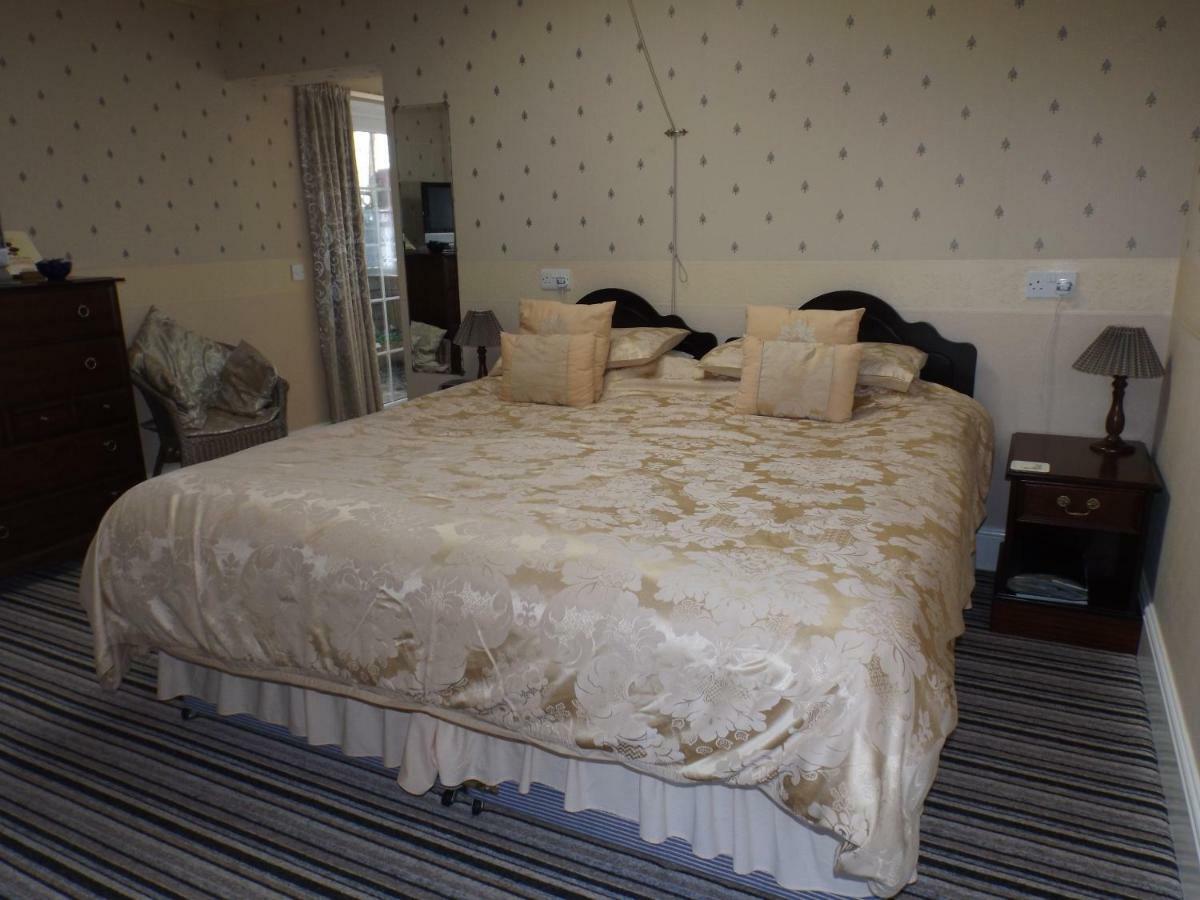 Rosedene Guest House Pembroke Eksteriør bilde